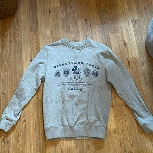 Size Small Disneyland Paris Crew Neck